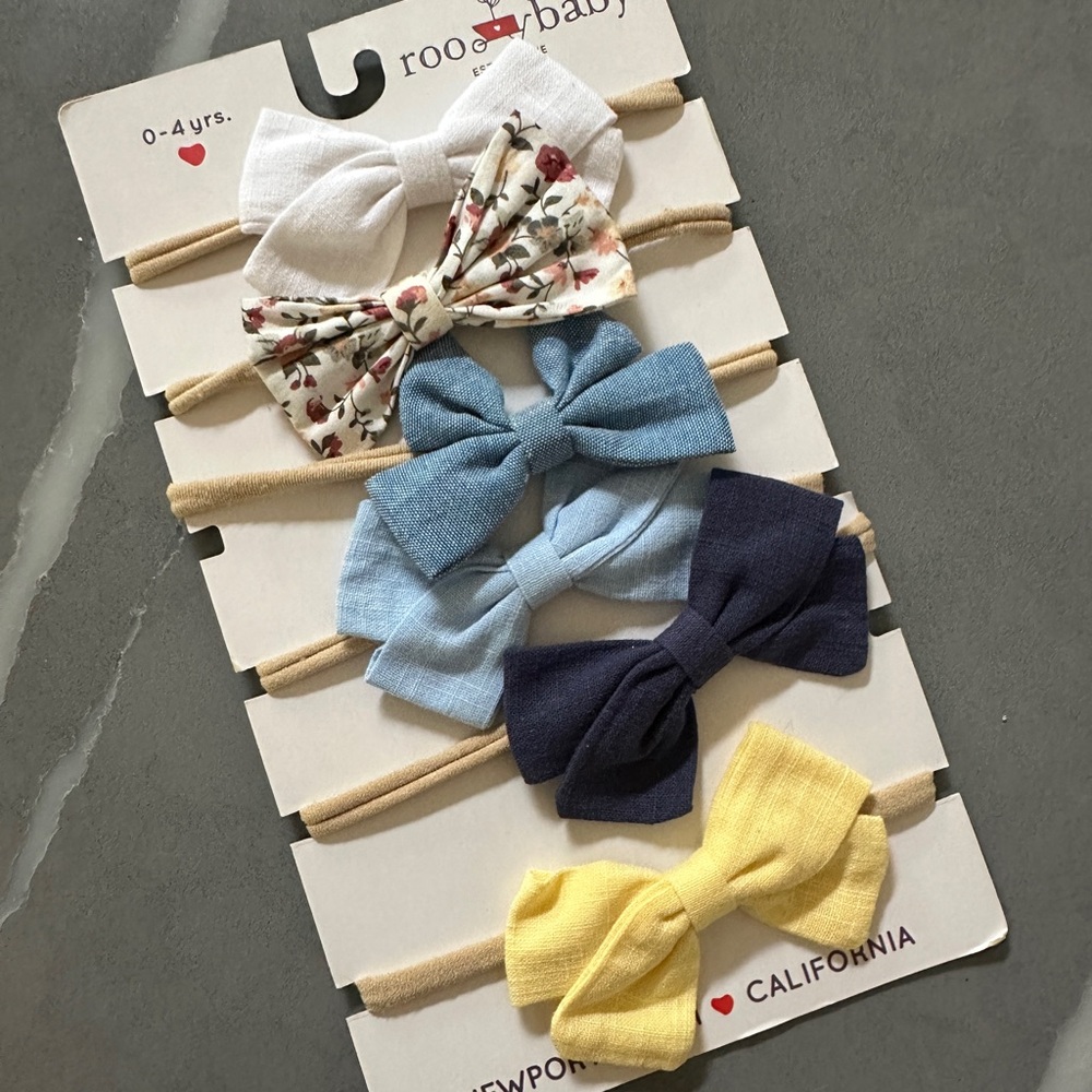 New! Hair bow set